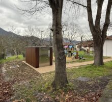 aseo publico autolimpiable con urinarios exteriores